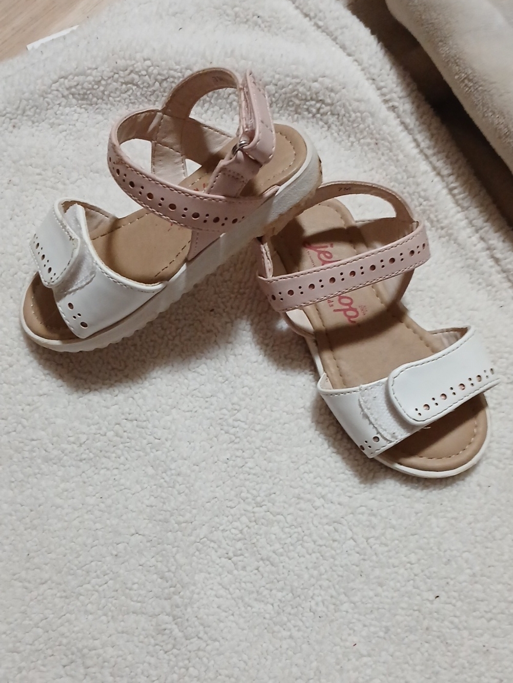 Jellypop White and Light Pink Girls' Sandals